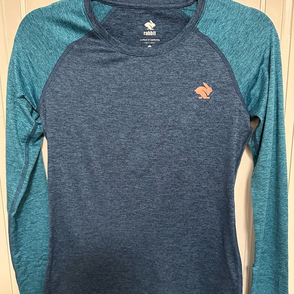 Rabbit Long Sleeve; Women’s Small